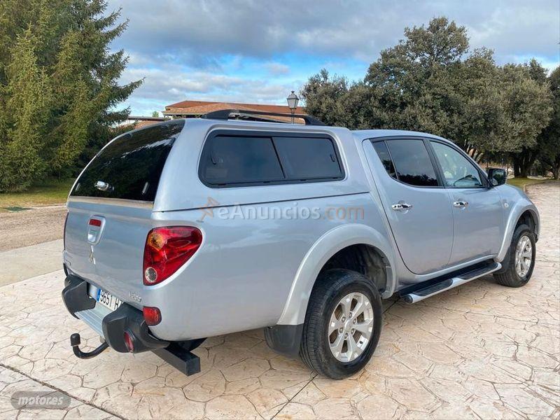 Mitsubishi L 200 2.5 DID Double Cab Motion de 2015 con 148.000 Km por 19.999 EUR. en Madrid