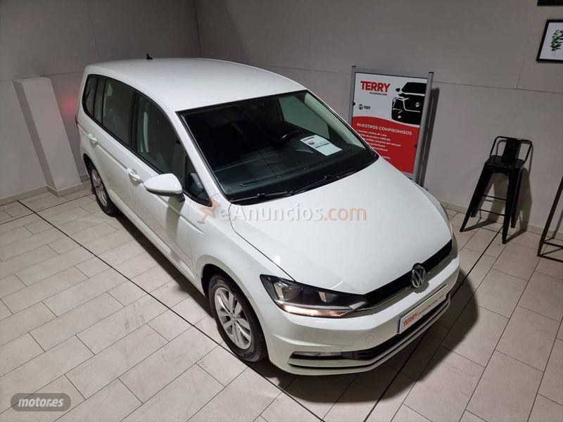 Volkswagen Touran Edition 1.6 TDI BMT de 2017 con 87.235 Km por 20.400 EUR. en Sevilla