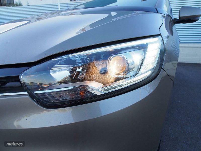 Renault Scenic Zen Energy dCi 81kW 110CV EDC de 2018 con 128.124 Km por 14.390 EUR. en Madrid
