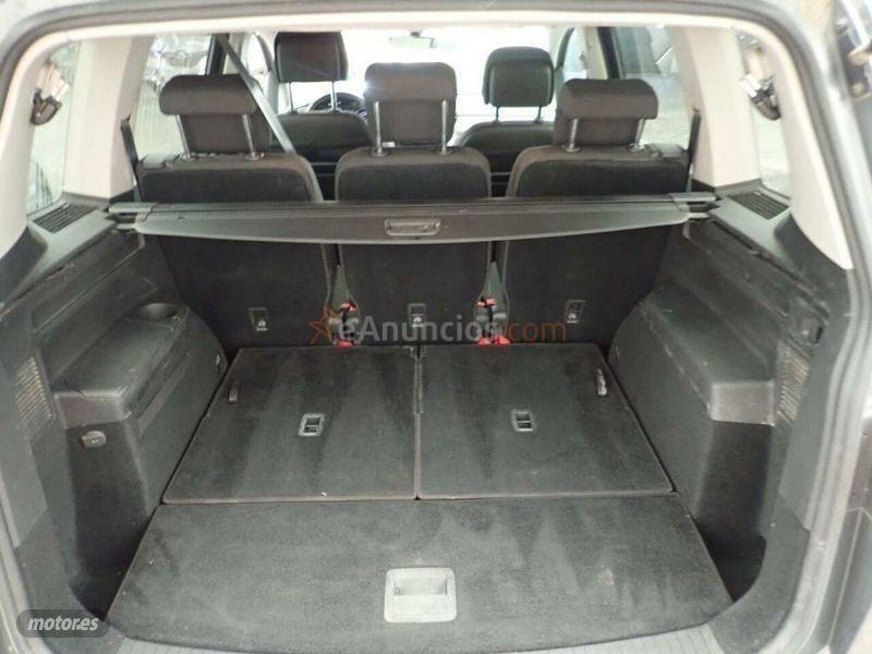 Volkswagen Touran Sport 2.0 TDI 110kW 150CV de 2017 con 124.722 Km por 21.790 EUR. en Madrid