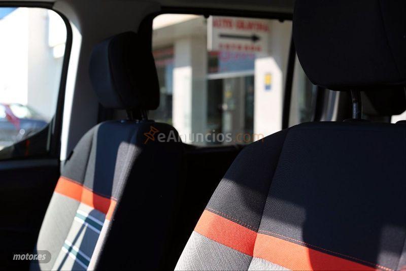 Citroen Berlingo Talla M BlueHDi 130 SS 6v SHINE de 2019 con 34.000 Km por 23.900 EUR. en Barcelona