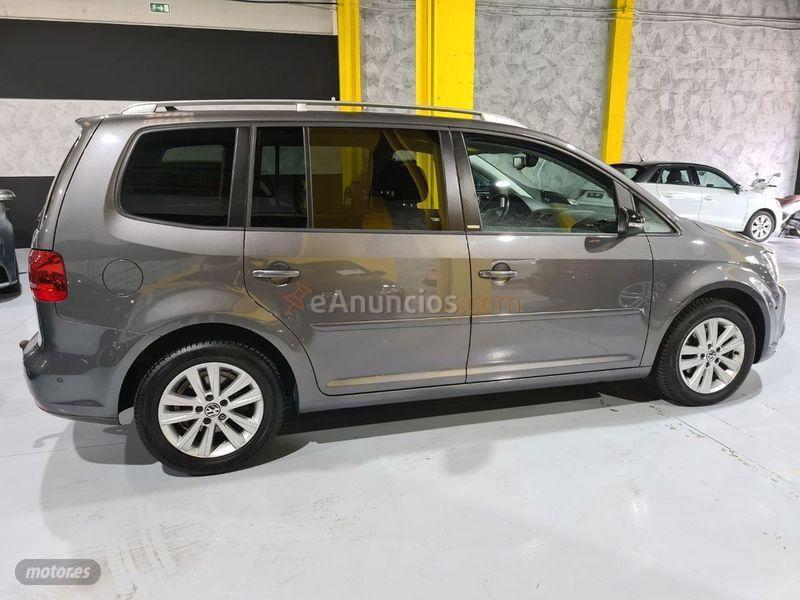 Volkswagen Touran 1.6 TDI 105cv Advance de 2012 con 135.000 Km por 14.900 EUR. en Malaga