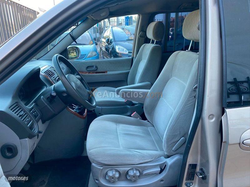 Kia Carnival 2.9 CRDi EX de 2005 con 227.000 Km por 2.999 EUR. en Toledo