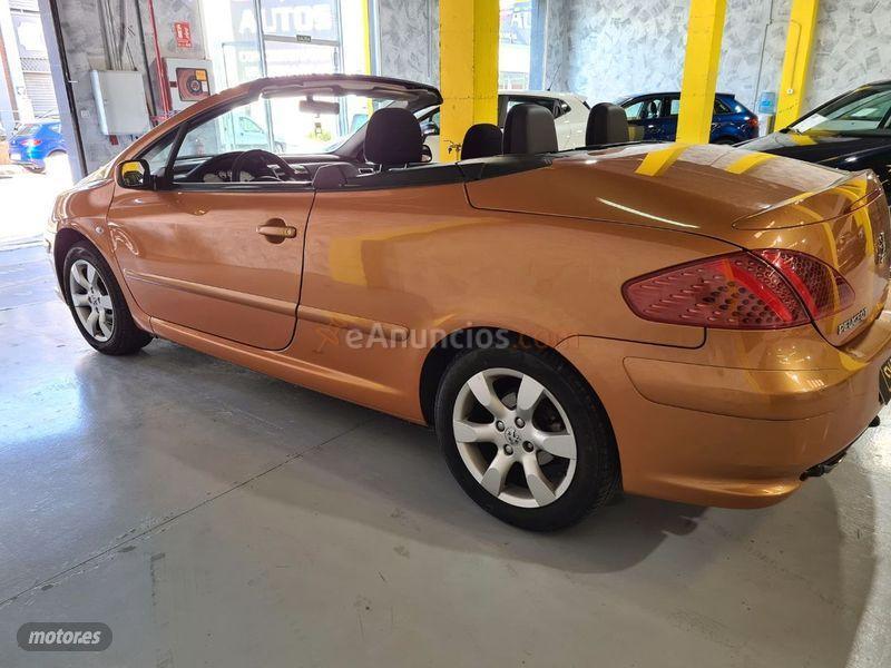 Peugeot 307 CC 1.6 16v de 2006 con 139.000 Km por 5.900 EUR. en Malaga