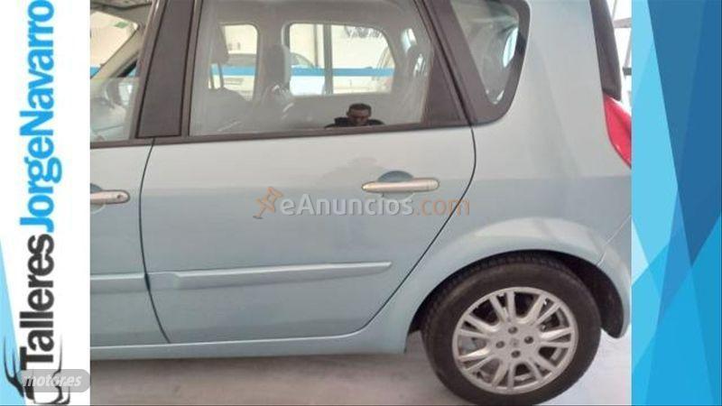 Renault Scenic Dynamique 1.5dCi105 EU4 de 2007 con 188.722 Km por 4.500 EUR. en Granada