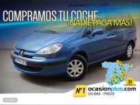 Peugeot 807 ST 2.0 16V Universal Mediterranea de 2004 con 136.750 Km por 3.500 EUR. en Valencia