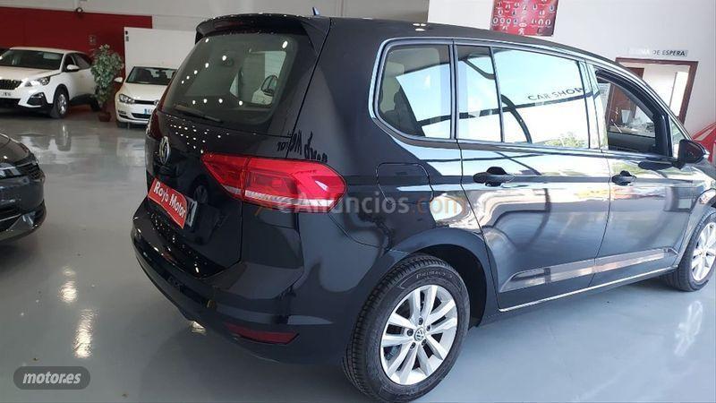 Volkswagen Touran Edition 1.6 TDI 85kW 115CV de 2017 con 170.839 Km por 16.400 EUR. en Malaga