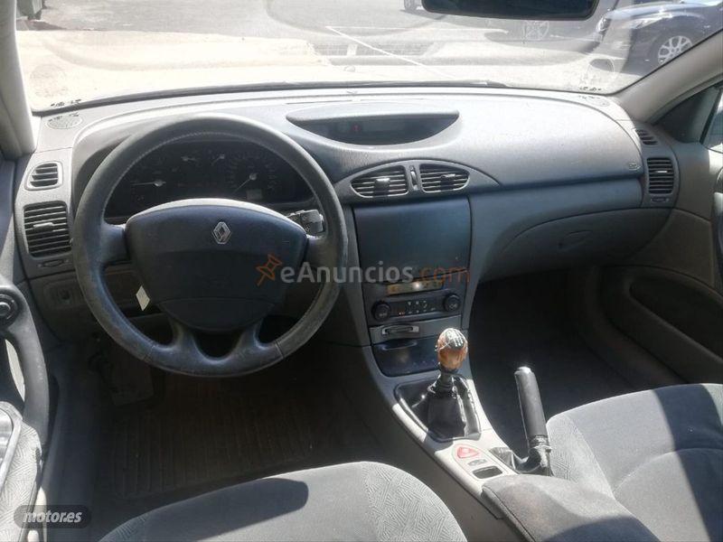 Renault Laguna GRAND TOUR DYNAMIQUE 1.9DCI 120CV de 2002 con 250.000 Km por 1.800 EUR. en La Coruna