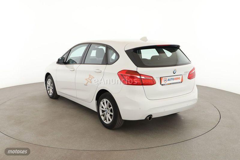 BMW Serie 2 216d de 2017 con 101.176 Km por 15.699 EUR. en Malaga