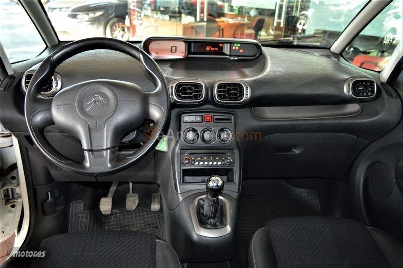 Citroen C3 Picasso VTi 95cv Attraction de 2014 con 110.000 Km por 6.490 EUR. en Ciudad Real