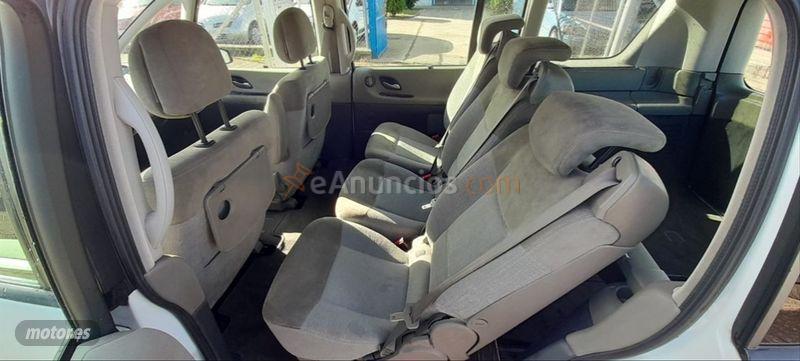 Renault Espace DYNAMIQUE 2.0 16v TURBO de 2005 con 230.000 Km por 2.500 EUR. en Badajoz