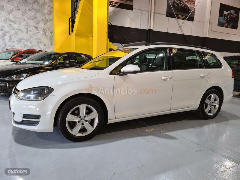 Volkswagen Golf Variant Advance 1.6 TDI 110CV BMT de 2015 con 199.000 Km por 12.900 EUR. en Malaga