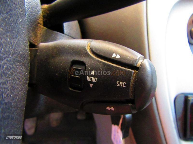 Citroen Xsara Picasso 1.6 16v HDI SX Top de 2006 con 213.361 Km por 1.790 EUR. en Toledo