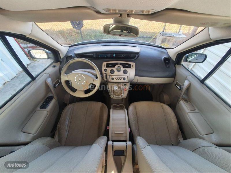 Renault Grand Scenic Dynamique 7 plazas 1.9dCi EU4 de 2006 con 154.000 Km por 3.590 EUR. en Alicante