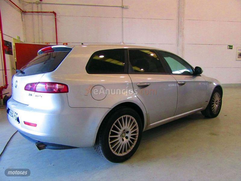 Alfa Romeo 159 2.4 JTD Distinctive Sportwagon de 2006 con 221.245 Km por 2.450 EUR. en Madrid