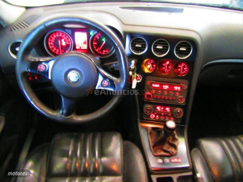 Alfa Romeo 159 2.4 JTD Distinctive Sportwagon de 2006 con 221.245 Km por 2.450 EUR. en Madrid