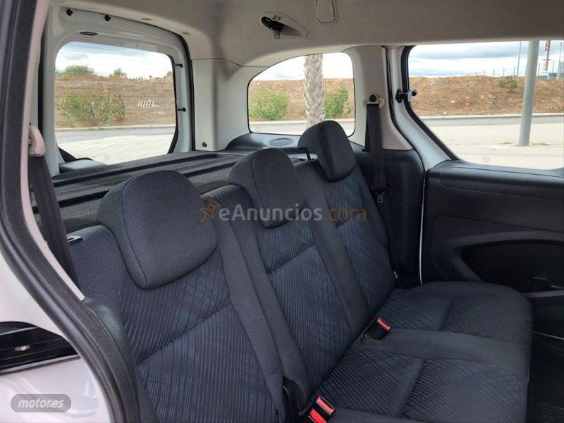 Peugeot Partner Tepee Confort 1.6 HDi 90cv de 2010 con 288.000 Km por 4.999 EUR. en Malaga