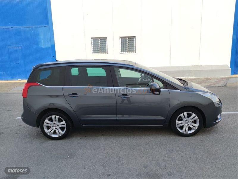 Peugeot 5008 Premium 1.6 HDI 112 FAP CMP de 2011 con 116.000 Km por 9.900 EUR. en Malaga