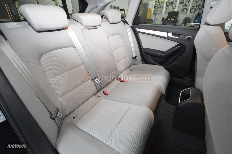 Audi A4 Allroad Quattro 2.0 TDI clean d 190 S tron quat Advanced de 2015 con 179.000 Km por 18.900 EUR. en Barcelona