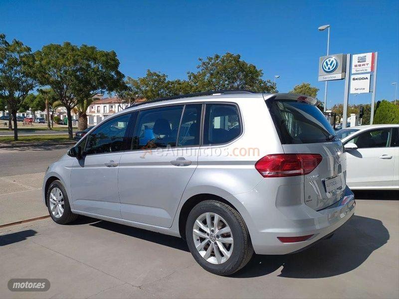 Volkswagen Touran Business 1.6 TDI 85kW 115CV de 2018 con 135.365 Km por 17.900 EUR. en Sevilla