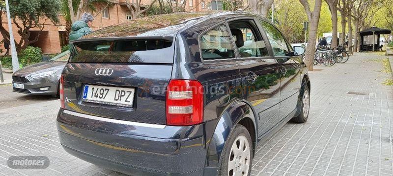 Audi A2 1.4 TDI 90CV de 2005 con 220.000 Km por 3.390 EUR. en Barcelona
