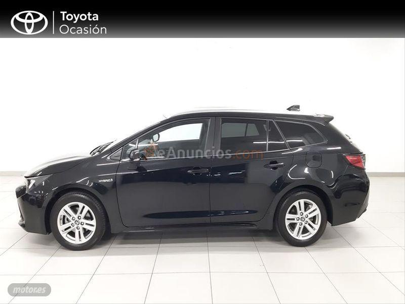Toyota Corolla 1.8 125H ACTIVE TECH ECVT TOU SPORT de 2021 con 18.229 Km por 22.490 EUR. en Madrid