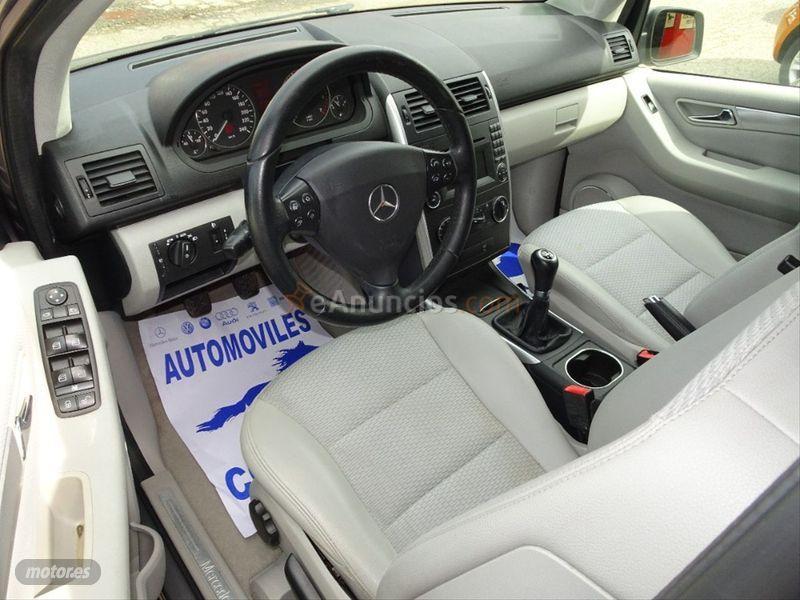 Mercedes Clase A A 180 Avantgarde de 2009 con 160.000 Km por 5.900 EUR. en Madrid
