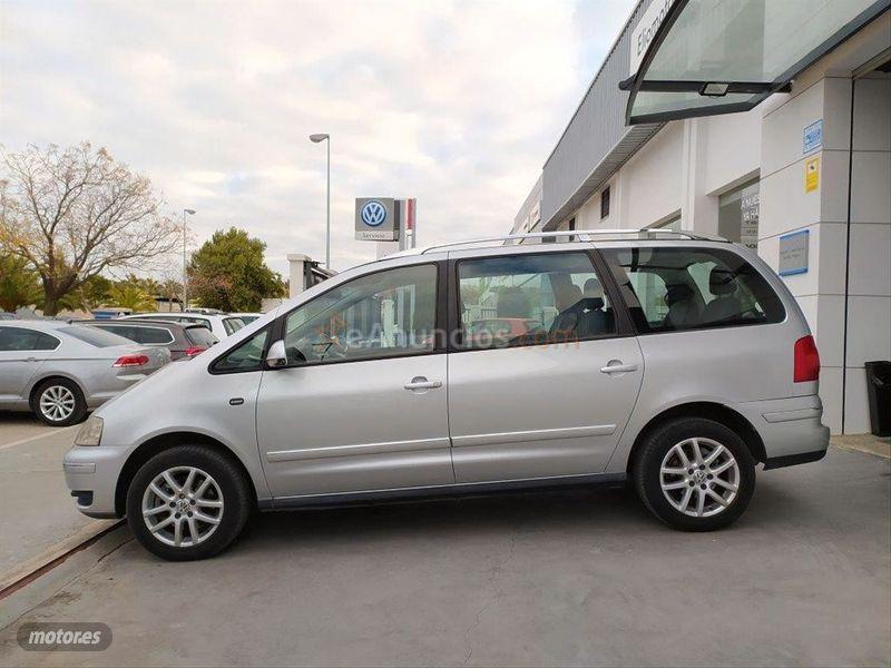 Volkswagen Sharan 2.0 TDI Advance de 2006 con 176.467 Km por 7.900 EUR. en Sevilla