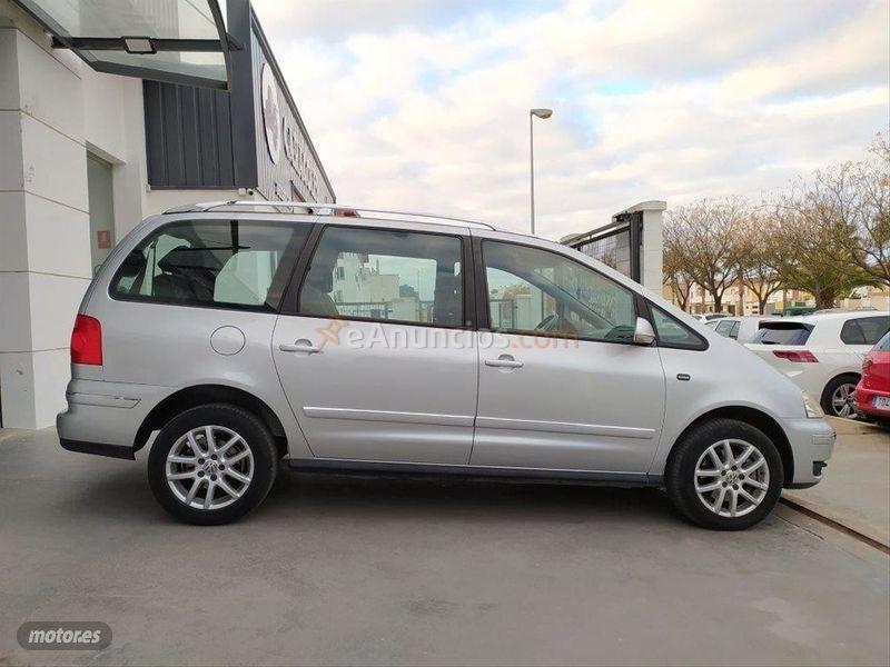 Volkswagen Sharan 2.0 TDI Advance de 2006 con 176.467 Km por 7.900 EUR. en Sevilla
