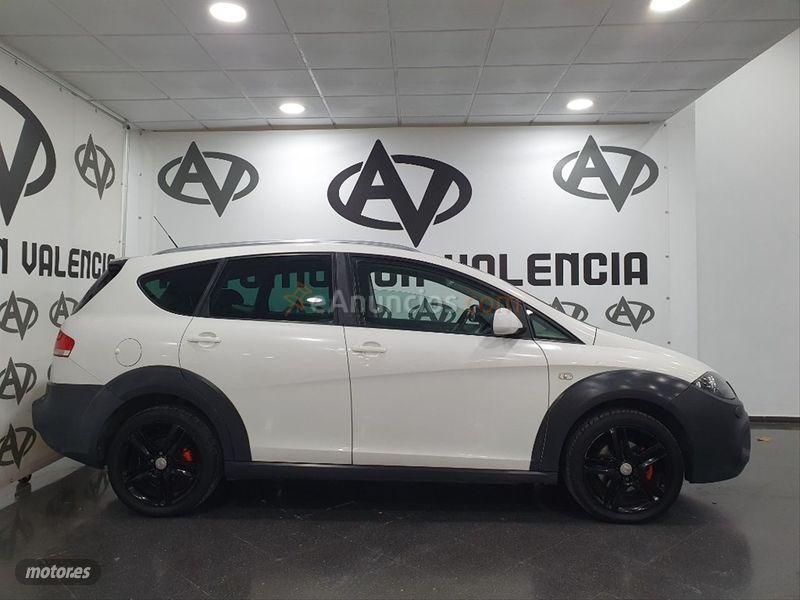 Seat Altea Freetrack 1.6 TDI 105cv 2WD de 2010 con 163.000 Km por 7.500 EUR. en Valencia