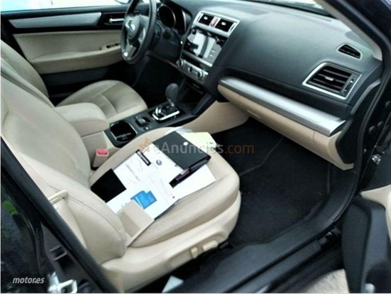Subaru Outback 2.0 TD Executive Plus CVT Lineartron AWD de 2018 con 43.000 Km por 26.490 EUR. en Madrid