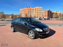 Mercedes Clase B B 180 CDI de 2008 con 260.000 Km por 3.999 EUR. en Madrid