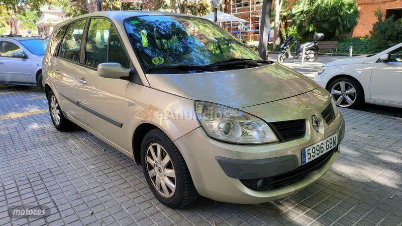Renault Grand Scenic Exception 7 plazas 2.0dCi EU4 de 2008 con 150.000 Km por 3.990 EUR. en Barcelona