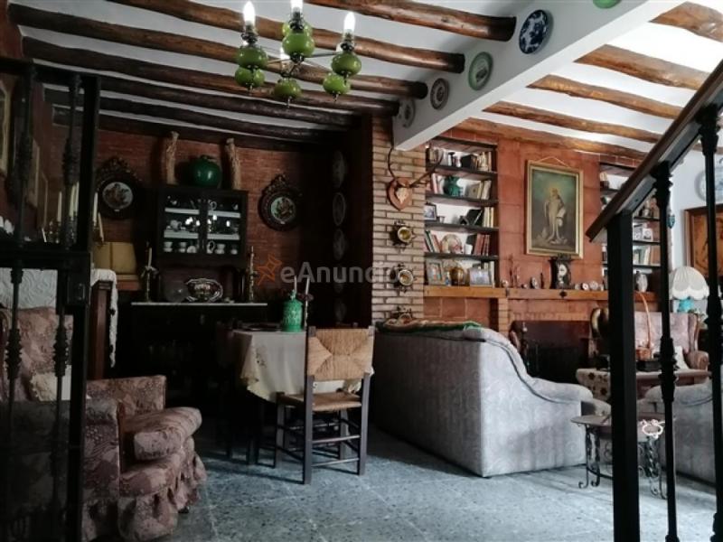 Casa de pueblo en Venta en Benadalid Málaga