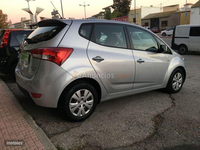 Hyundai iX20 1.4 CRDI GL 77cv Classic de 2011 con 226.000 Km por 6.300 EUR. en Murcia