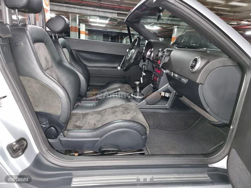 Audi TT Roadster 1.8 T 180CV quattro de 2005 con 195.000 Km por 9.995 EUR. en Madrid
