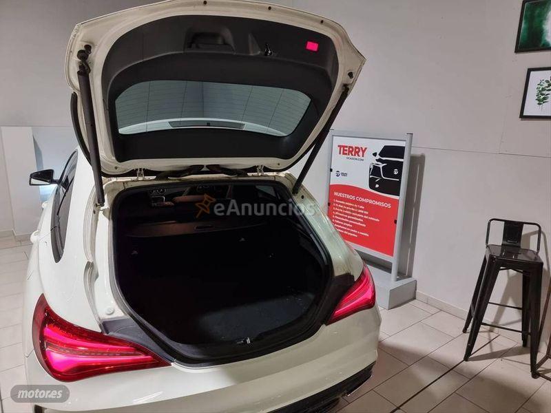 Mercedes Clase CLA CLA 200 d Shooting Brake de 2017 con 50.300 Km por 28.500 EUR. en Sevilla