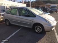 Citroen Xsara Picasso 2.0 HDI de 2003 con 321.559 Km por 1.900 EUR. en Barcelona