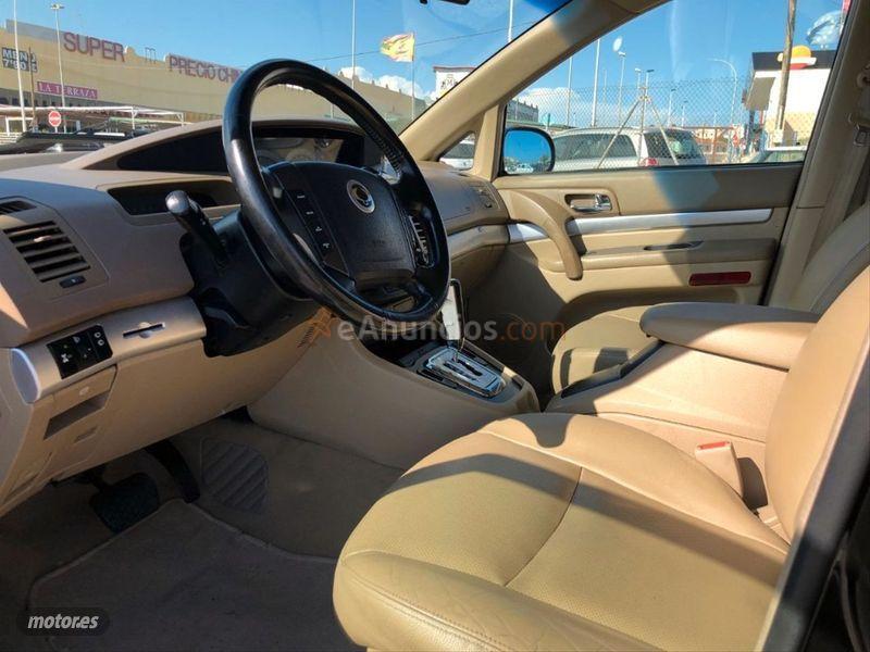 Ssangyong Rodius 270Xdi Limited Auto de 2006 con 148.000 Km por 7.750 EUR. en Alicante