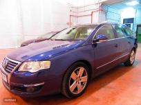 Volkswagen Passat Variant 2.0 TDI 140cv Highline DSG de 2006 con 360.654 Km por 2.320 EUR. en Madrid