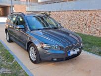 Volvo V 50 1.8 Momentum de 2007 con 135.000 Km por 4.390 EUR. en Barcelona