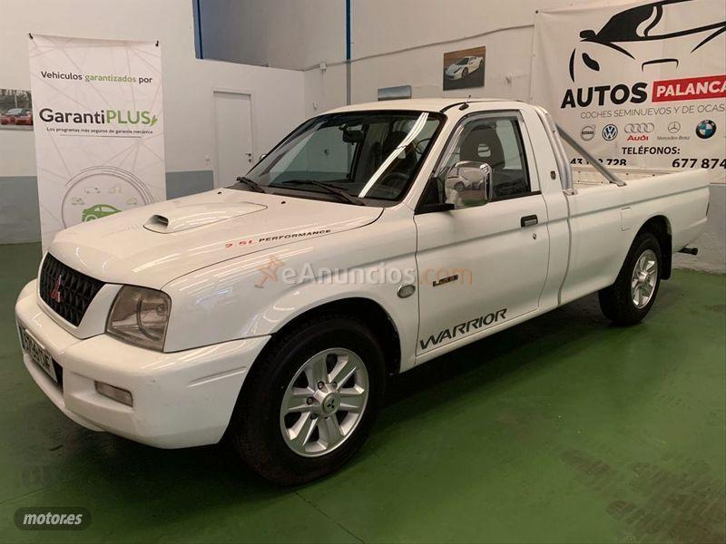 Mitsubishi L 200 Cabina Simple 4X2 GL de 2004 con 289.525 Km por 5.999 EUR. en Sevilla