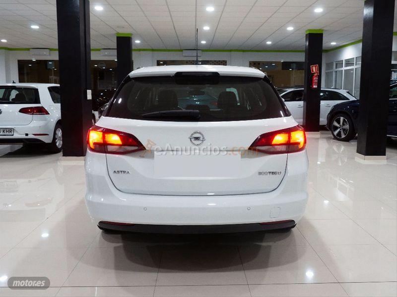 Opel Astra 1.6 CDTi SS 81kW Selective Pro ST de 2018 con 141.057 Km por 10.600 EUR. en Sevilla