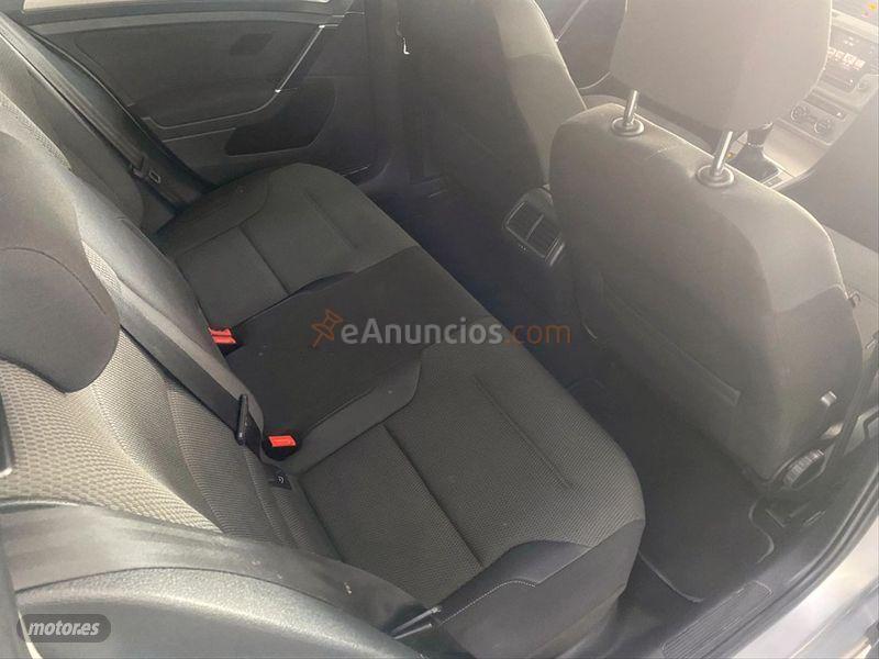 Volkswagen Golf Variant Business 1.6 TDI 110cv BM de 2015 con 169.000 Km por 9.700 EUR. en Sevilla