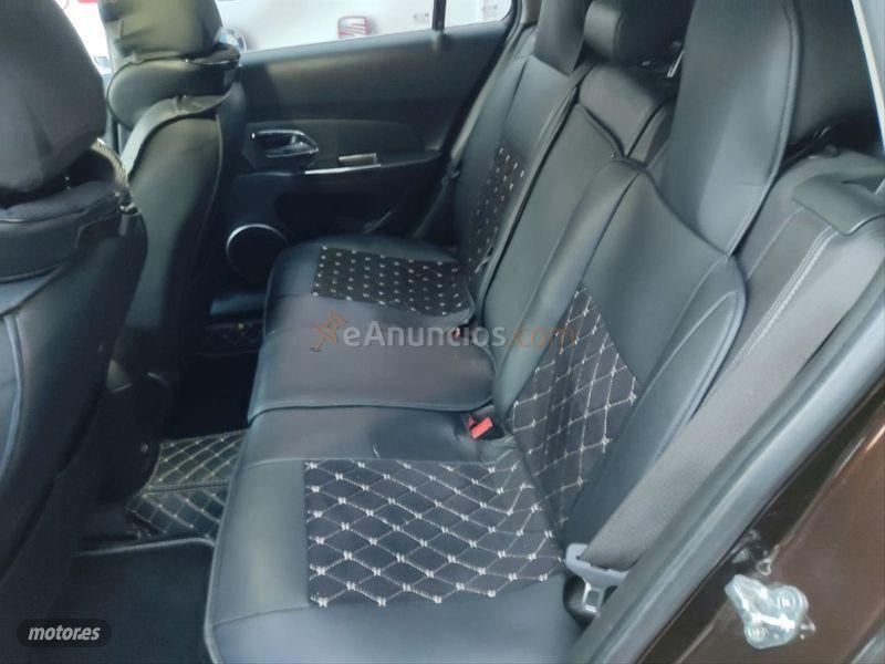 Chevrolet Cruze 2.0 VCDi LTZ Auto de 2014 con 220.000 Km por 6.300 EUR. en Madrid