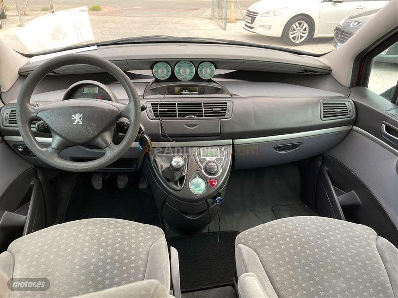 Peugeot 807 ST 2.0 HDI de 2005 con 181.187 Km por 3.499 EUR. en Madrid