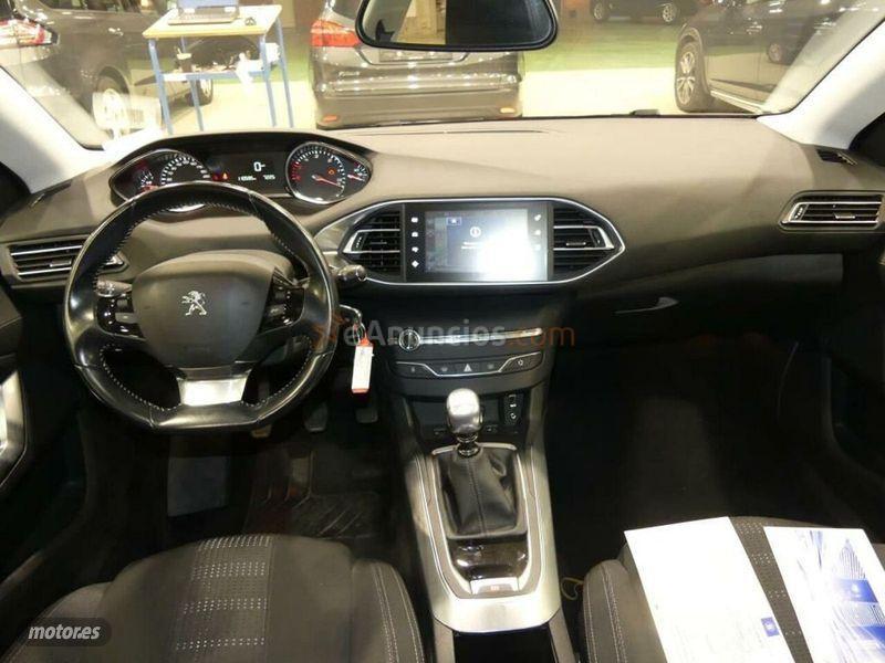 Peugeot 308 SW Allure 1.6 BlueHDI 120 de 2016 con 110.000 Km por 14.690 EUR. en Madrid