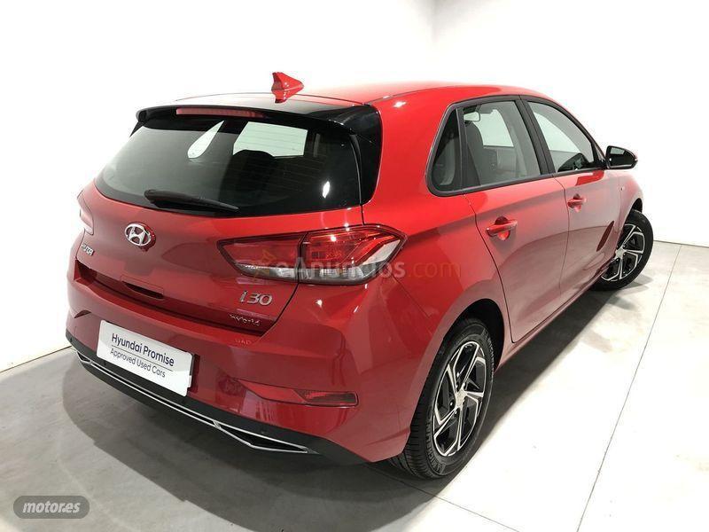 Hyundai i30 1.0 TGDI 48V Klass de 2021 con 10.390 Km por 19.500 EUR. en Badajoz