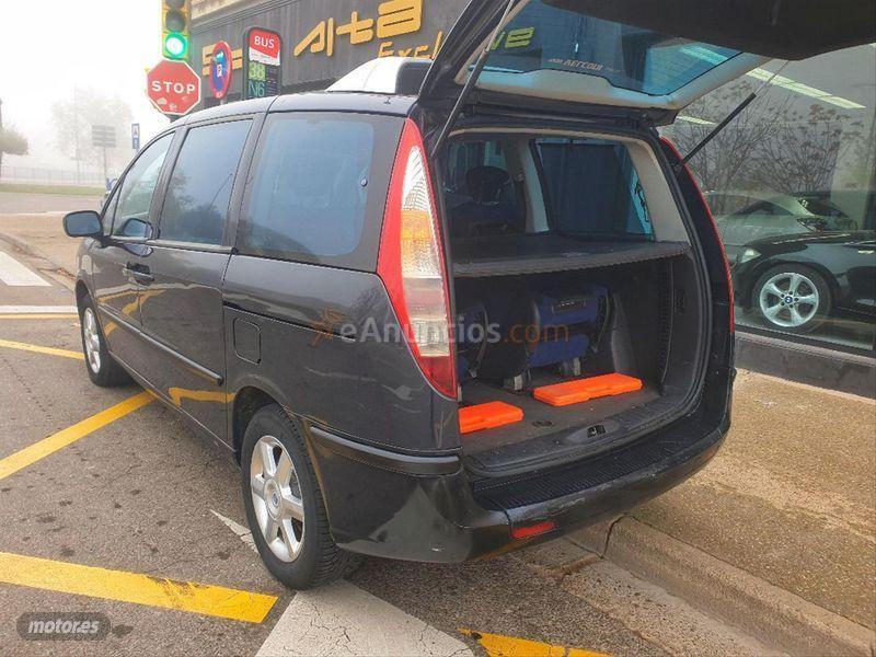 Fiat Ulysse 2.2 JTD 16v Emotion Plus de 2005 con 249.800 Km por 2.995 EUR. en Zaragoza