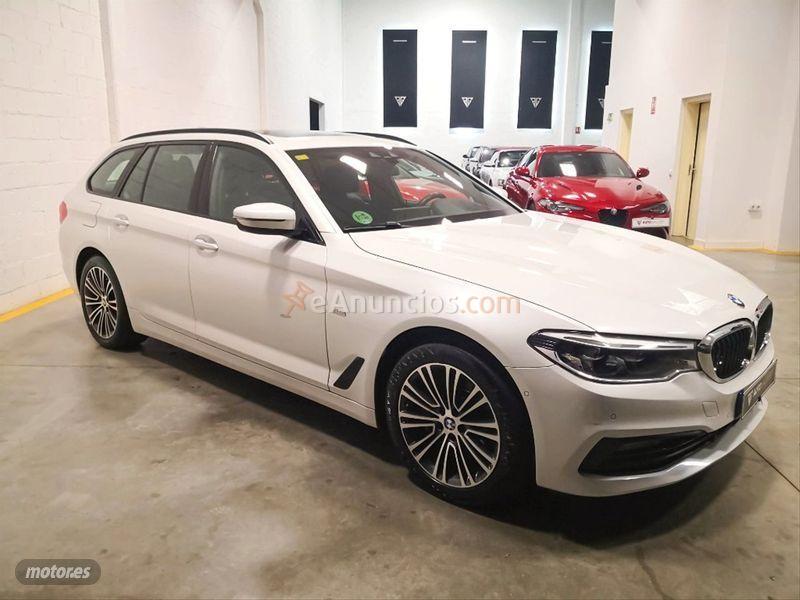 BMW Serie 5 530dA xDrive Touring de 2017 con 70.900 Km por 41.300 EUR. en Madrid